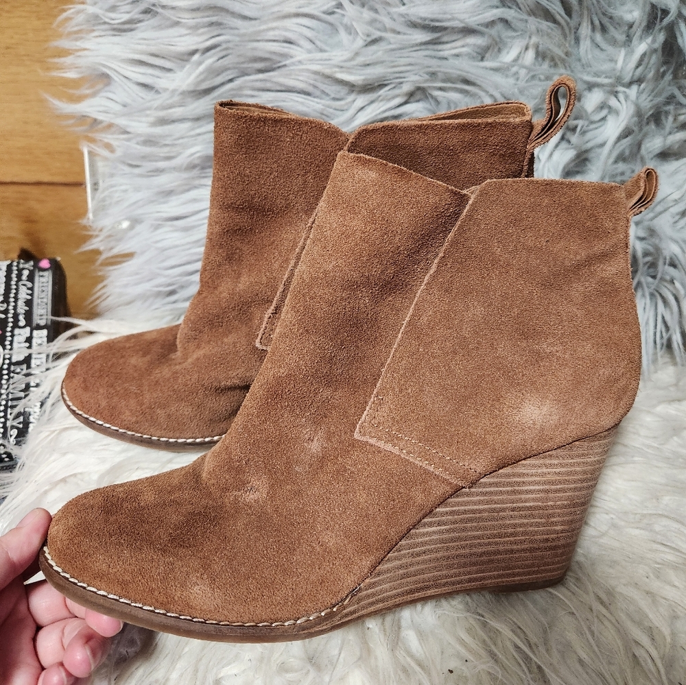 Lucky Brand/ Brown Suede Leather Wedge Ankle Boots